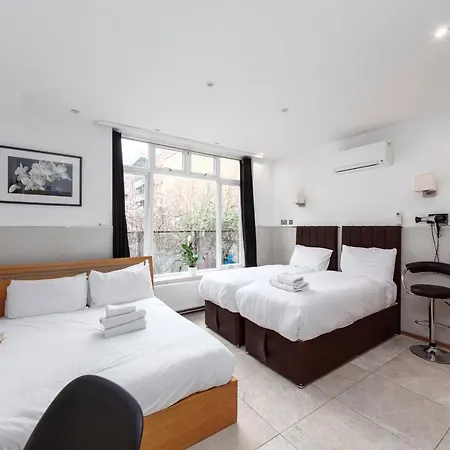 Argyle Aparthotel