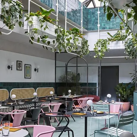 Staycity Dalston 4*
