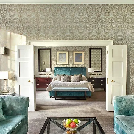 Hotel House - Private Member's Club 5*