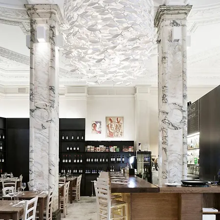 Club Quarters Trafalgar Square, 4* Londýn
