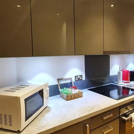 Garland Centre Apartment, Crayford-dartford *