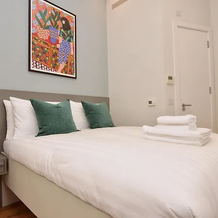 Cromwell Serviced By Stayprime Apartment London