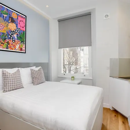 Cromwell Serviced By Stayprime Apartment London
