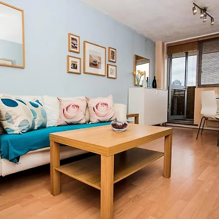 Apartment Beautiful Views - 1-bedroom In Chancery Lane *