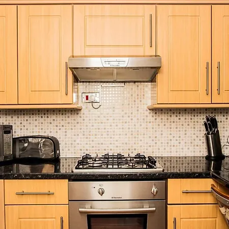 Beautiful Views - 1-bedroom In Chancery Lane * London