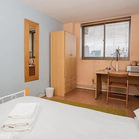 Beautiful Views - 1-bedroom In Chancery Lane Apartment *