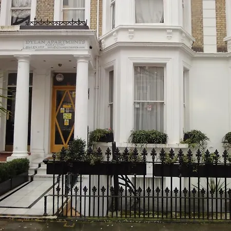 Dylan Earls Court *