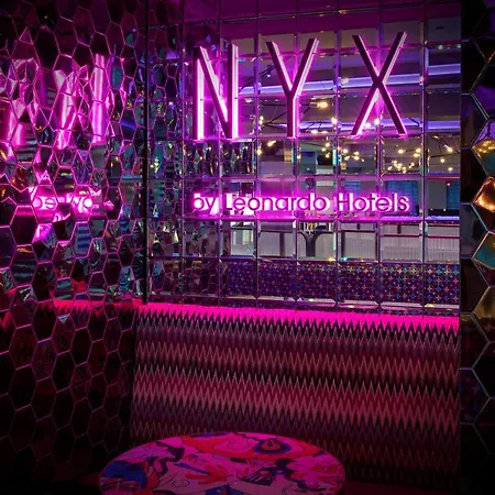 Nyx Holborn By Leonardo 5*