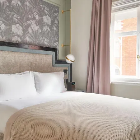 11 Cadogan Gardens And The By Iconic Luxury 5*