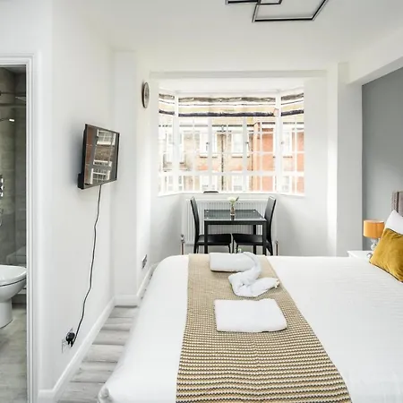 New Sleek Modern In The Heart Of Chelsea Apartamento Londres