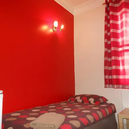 Travel Hotel
