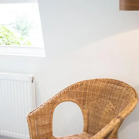Luxury Bed Just Off The Canal Guest house London