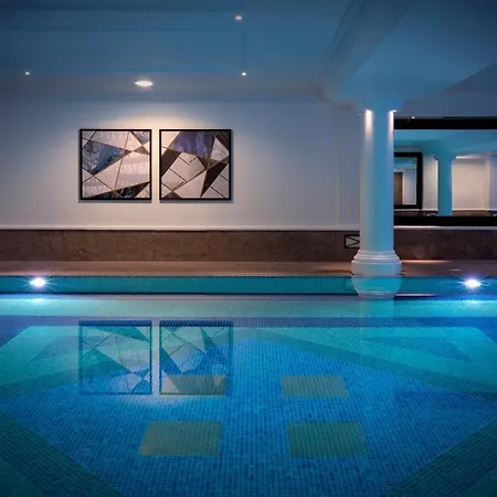 Leonardo Royal City 4*