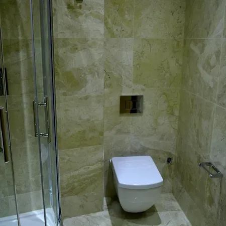 Hotell Kings 3*