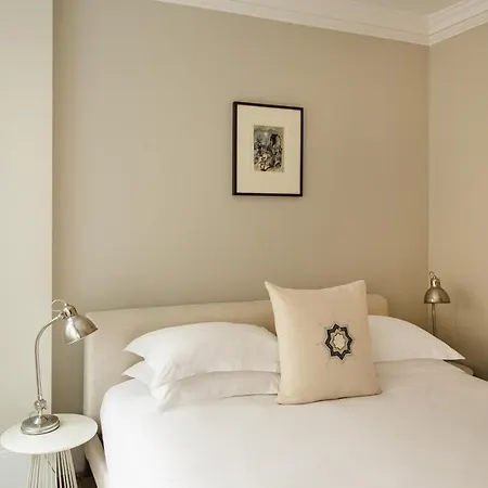 56 Welbeck Street Aparthotel 5*
