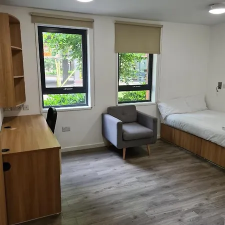 Chapter Highbury I In
