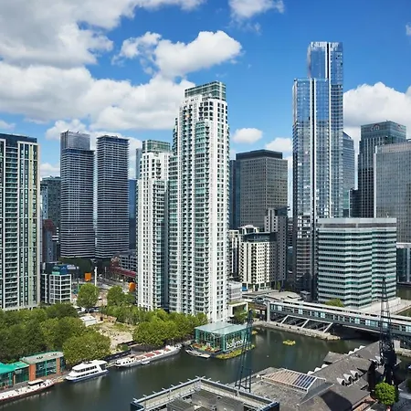 Ark Canary Wharf 4*