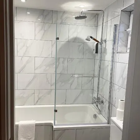 Hotel Holtwhites