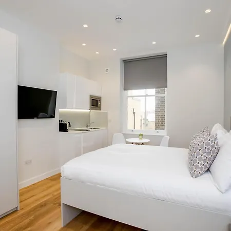 Cromwell Serviced By Stayprime Apartment London