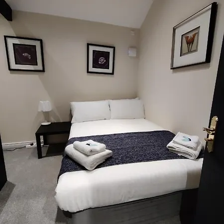 The Kings Head Guest house *