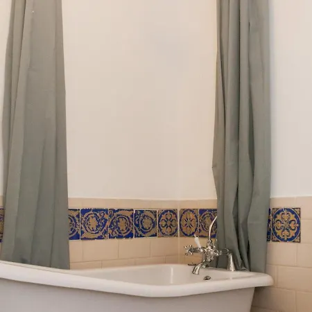 Pass The Keys Spacious 2bedroom Flat With Views In Bridge شقة لندن
