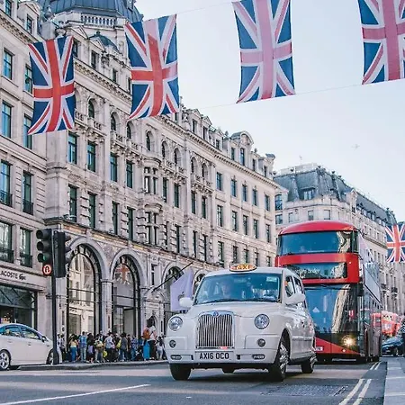 Spectacular 1Br Apartment 8Mins From Oxford Circus * London