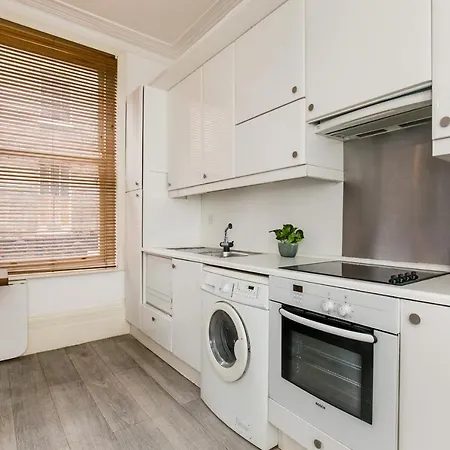 Radio - Covent Garden Apartment