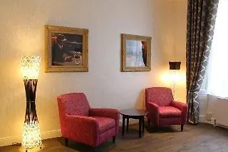 Kensington Gardens Hotel 2*