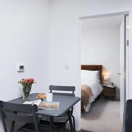 Modern And At Barking Wharf In Apartment