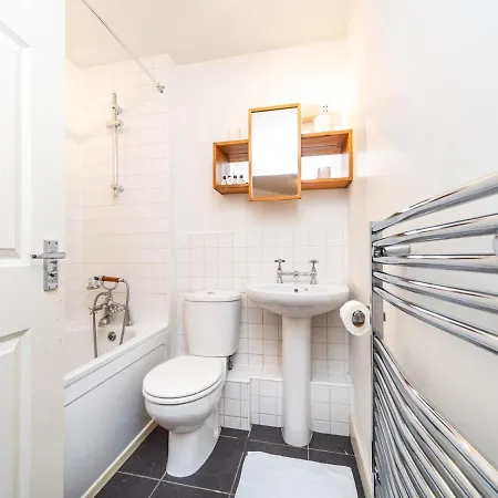Pass The Keys Bright & Spacious Flat In Trendy East Dulwich Londyn