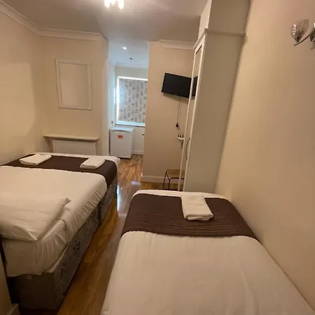 Kings Cross Hotel 2*