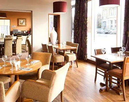 Hotel Premier Greenwich 3*
