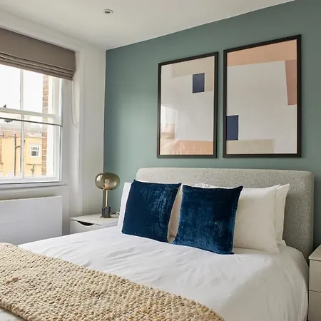Sonder Inverness Mews