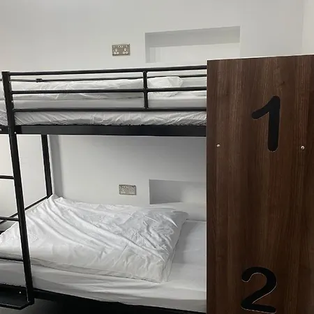 Burlington Hostel *
