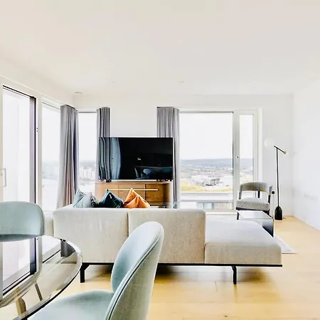 Apartment Executive Waterfront Split Penthouse London