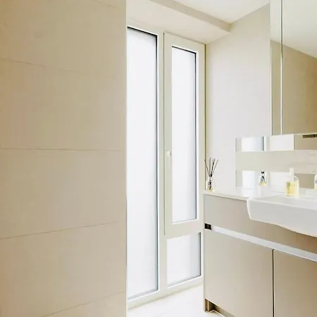 Apartment Executive Waterfront Split Penthouse