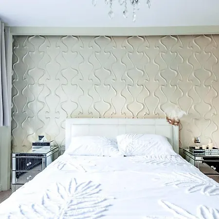 Gatsby Villa London Villa