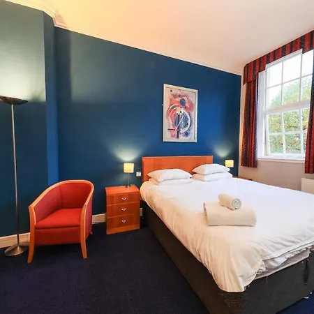 Apartament Bright Private - Peaceful Morden Location *
