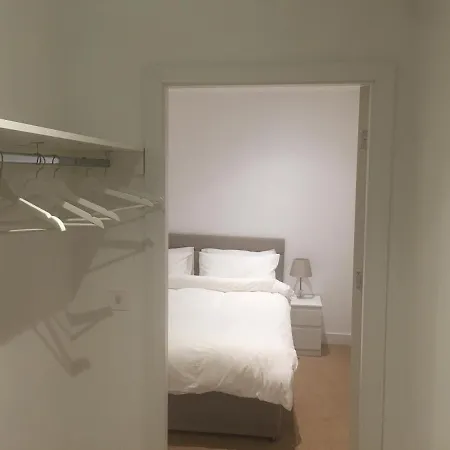 Luxurious Serviced In Lejlighed Croydon