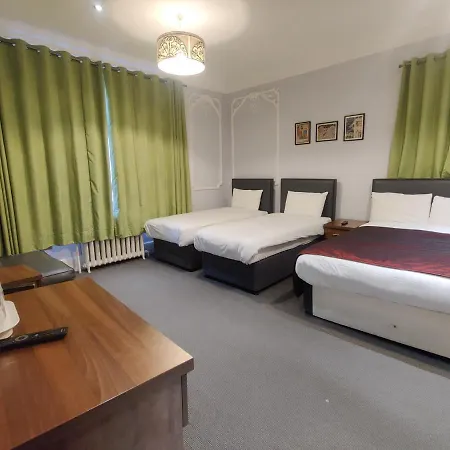 Отель Chelsea House - 2*