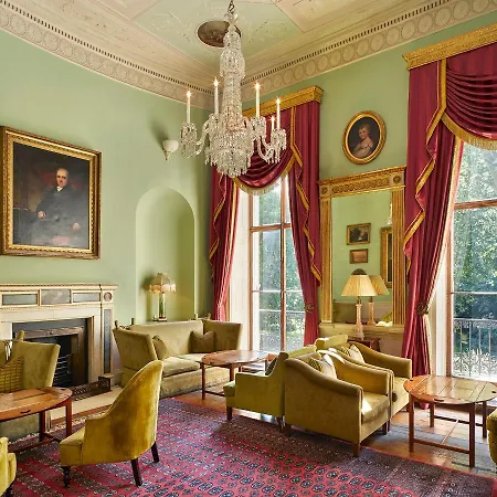 House - Private Member's Club