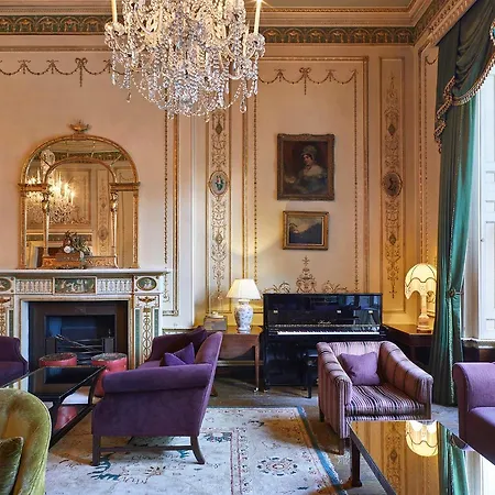 House - Private Member's Club 5*