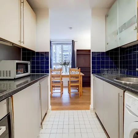 Capital Aldgate - Two Bed London
