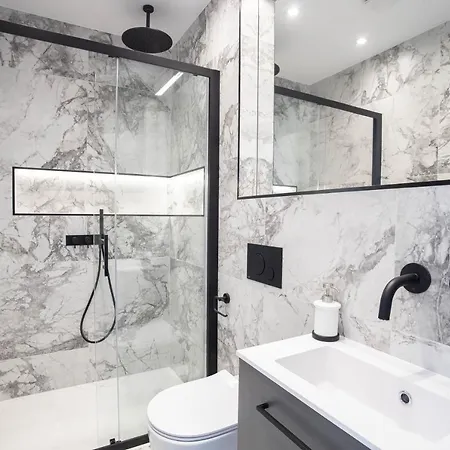 Modern & Chic One Bedroom In Fitzrovia By Sojo