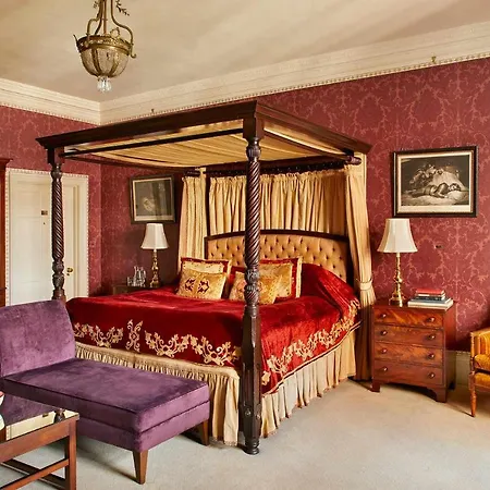 Hotel House - Private Member's Club 5*