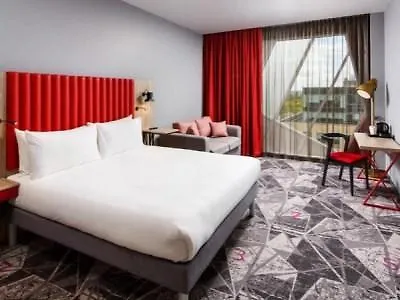 Hotel Ibis Styles London 3*