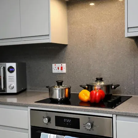 Apartment Aisiki Apartments: Pet-friendly Airconditioned Duplex In North *