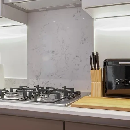 2 Bedroom Luxury With Parking In Stanmore, North West By 360 London Apartamento Stanmore (Greater London)