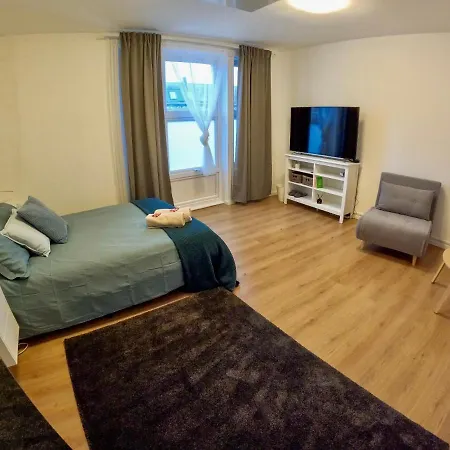 Lovely One Bedroom Flat In The Heart Of Appartement Londen