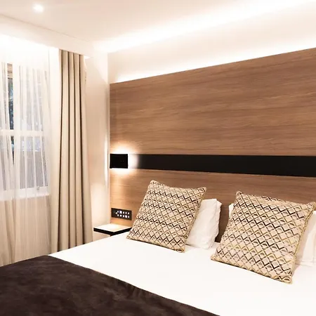 Merit Kensington 4* Londýn